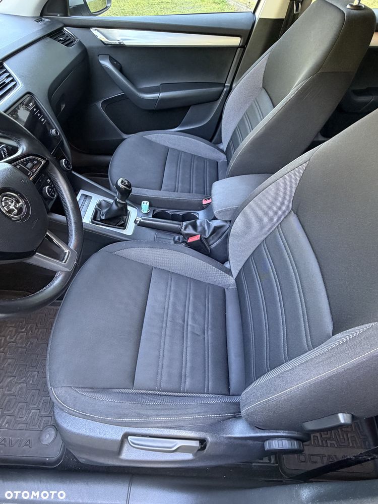 Skoda Octavia 1.5 TSI ACT Ambition - 19