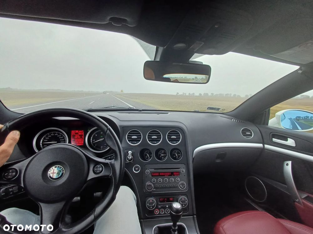 Alfa Romeo Brera 2.4 JTDM 20V DPF Sky View - 14