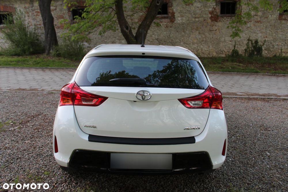 Toyota Auris 1.33 VVT-i Premium - 10