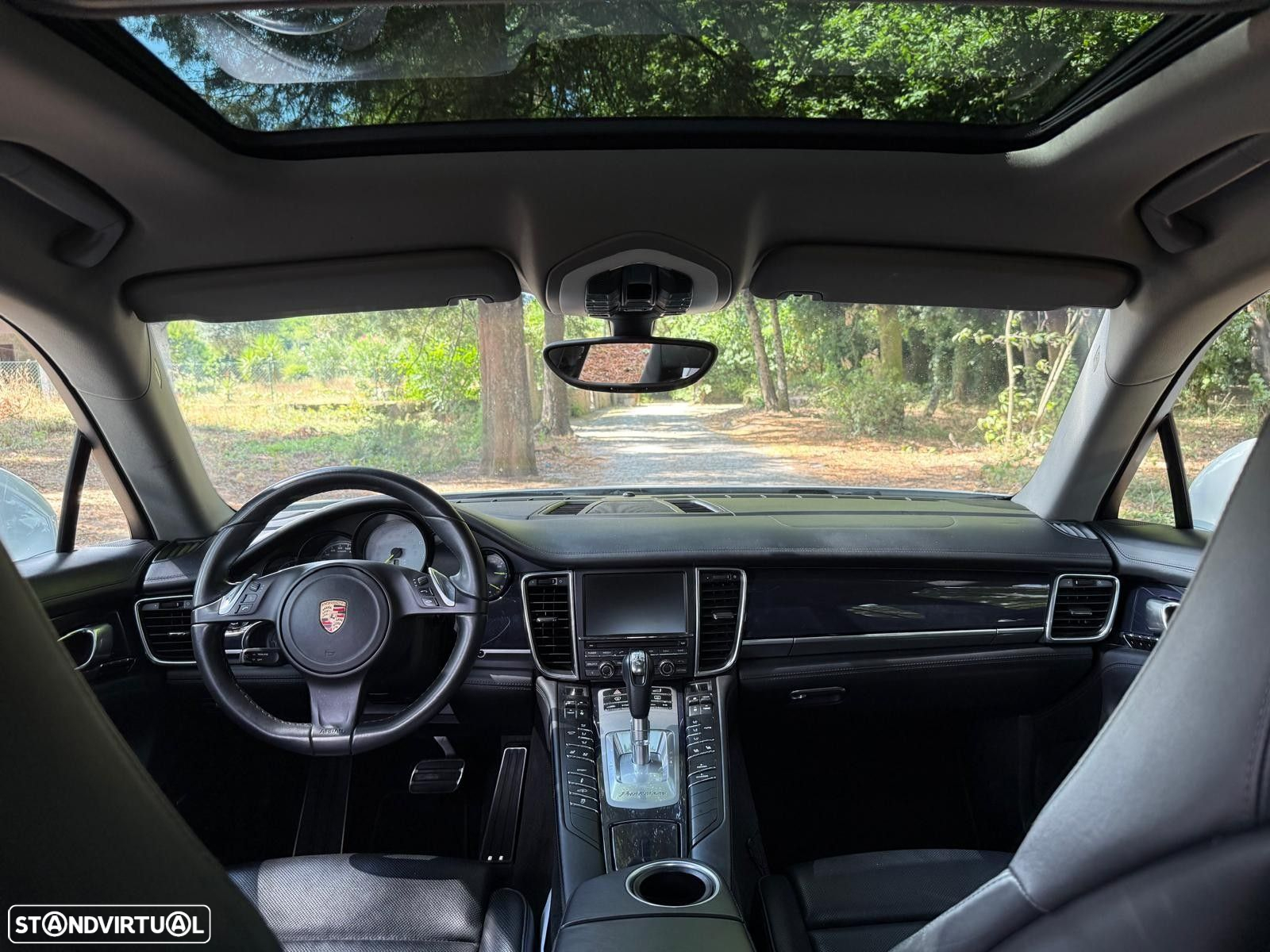 Porsche Panamera - 11