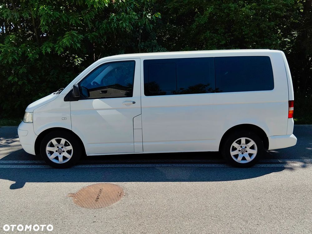 Volkswagen Transporter - 2