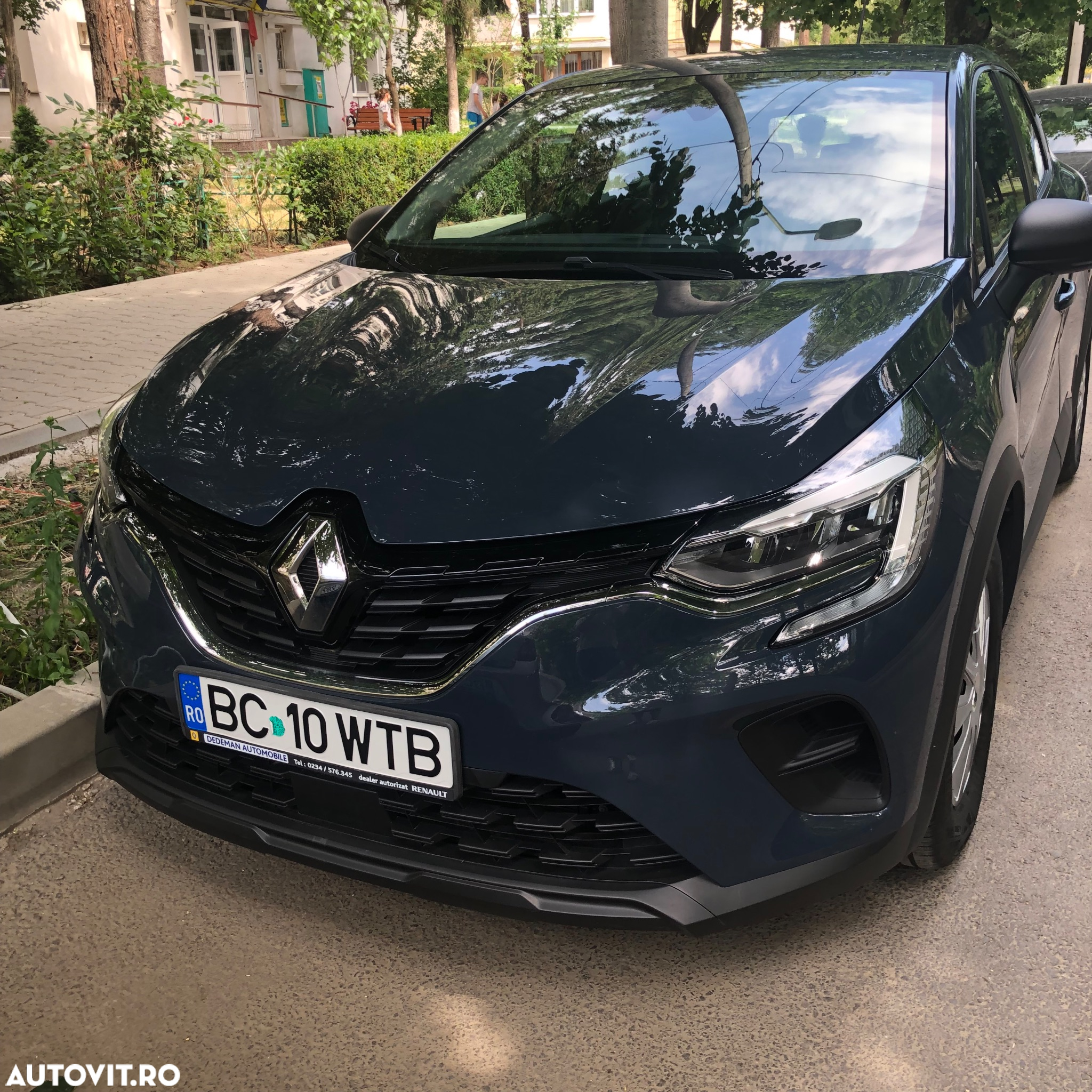 Renault Captur TCe 100 Life - 4