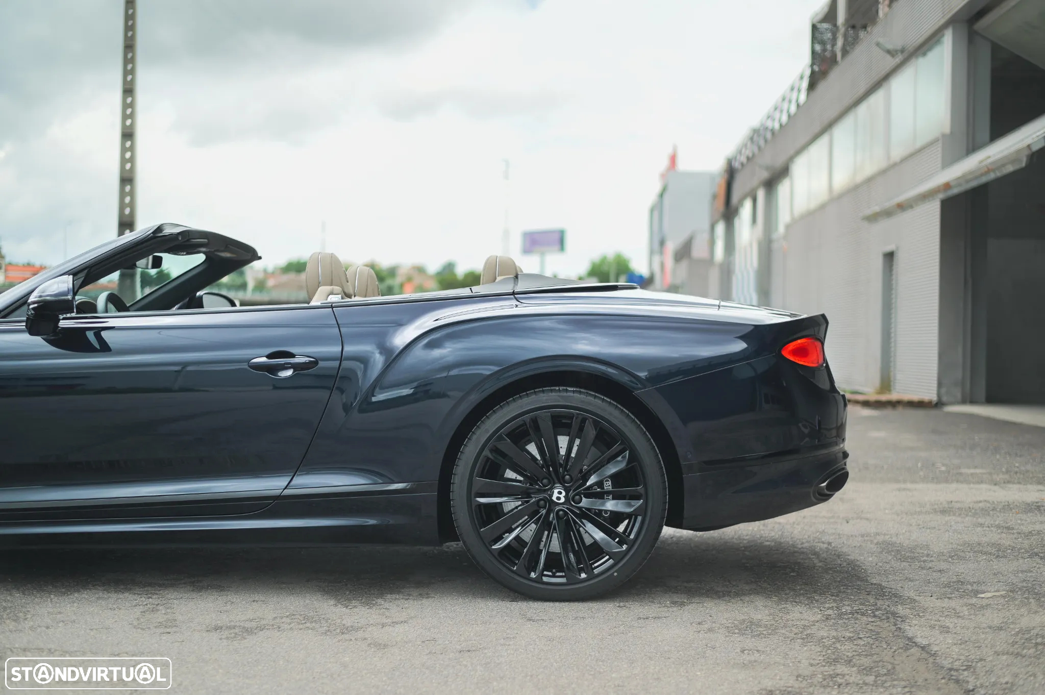 Bentley Continental Cabrio GT W12 Speed - 27