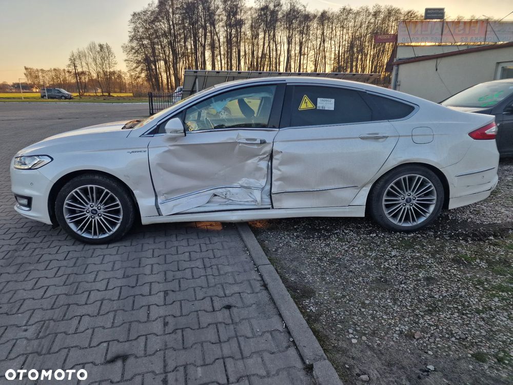 Ford Mondeo 2.0 Hybrid Vignale - 10