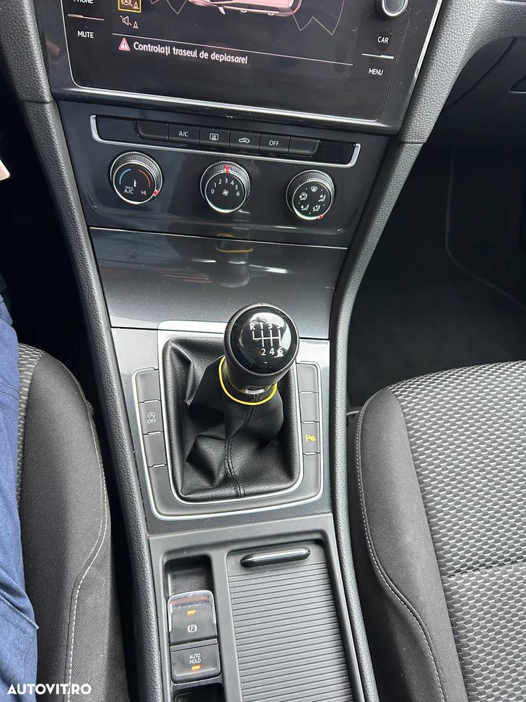 Volkswagen Golf 1.0 TSI (BlueMotion Technology) Comfortline - 16