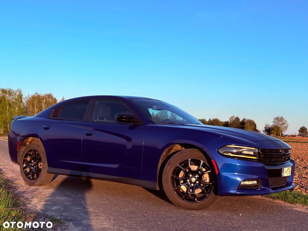 Dodge Charger 3.6 SXT AWD - 8