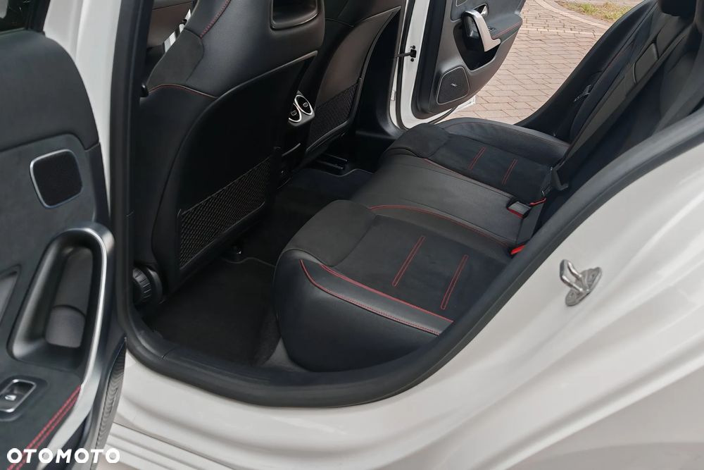 Mercedes-Benz Klasa A 220 4-Matic 7G-DCT - 14