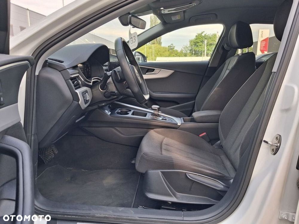 Audi A4 Avant - 17