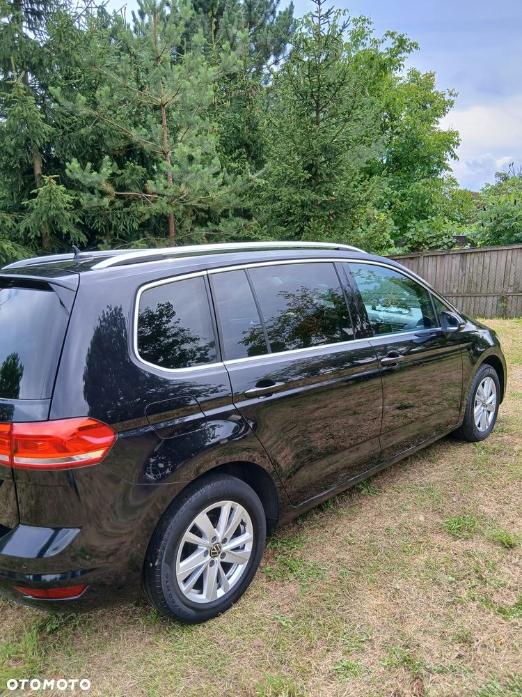 Volkswagen Touran 2.0 TDI SCR Comfortline - 4