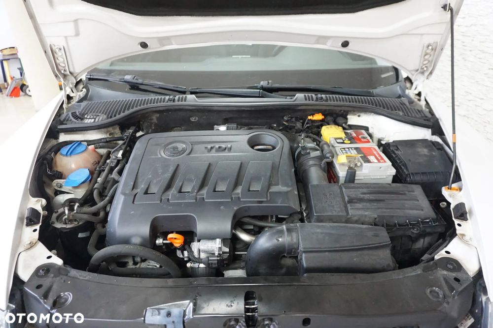 Skoda Octavia 2.0 TDI DPF Team Edition - 12