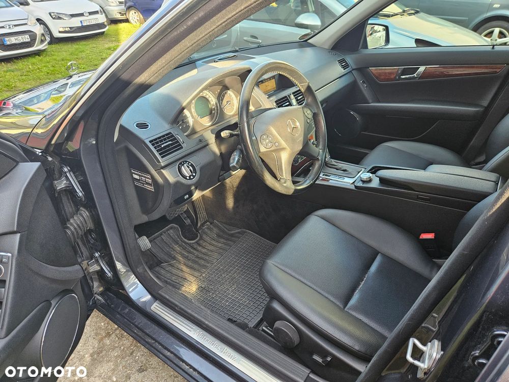 Mercedes-Benz Klasa C 180 Kompressor Automatik BlueEFFICIENCY - 10
