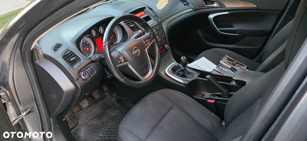 Opel Insignia 1.6 - 5