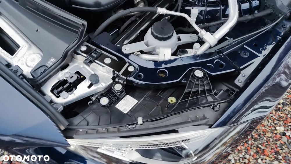 Mercedes-Benz Klasa C 220 d 9G-TRONIC - 23