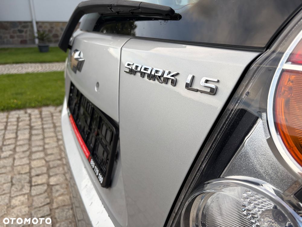 Chevrolet Spark 1.2 LS+ - 9