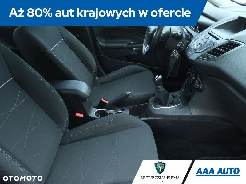 Ford Fiesta - 10