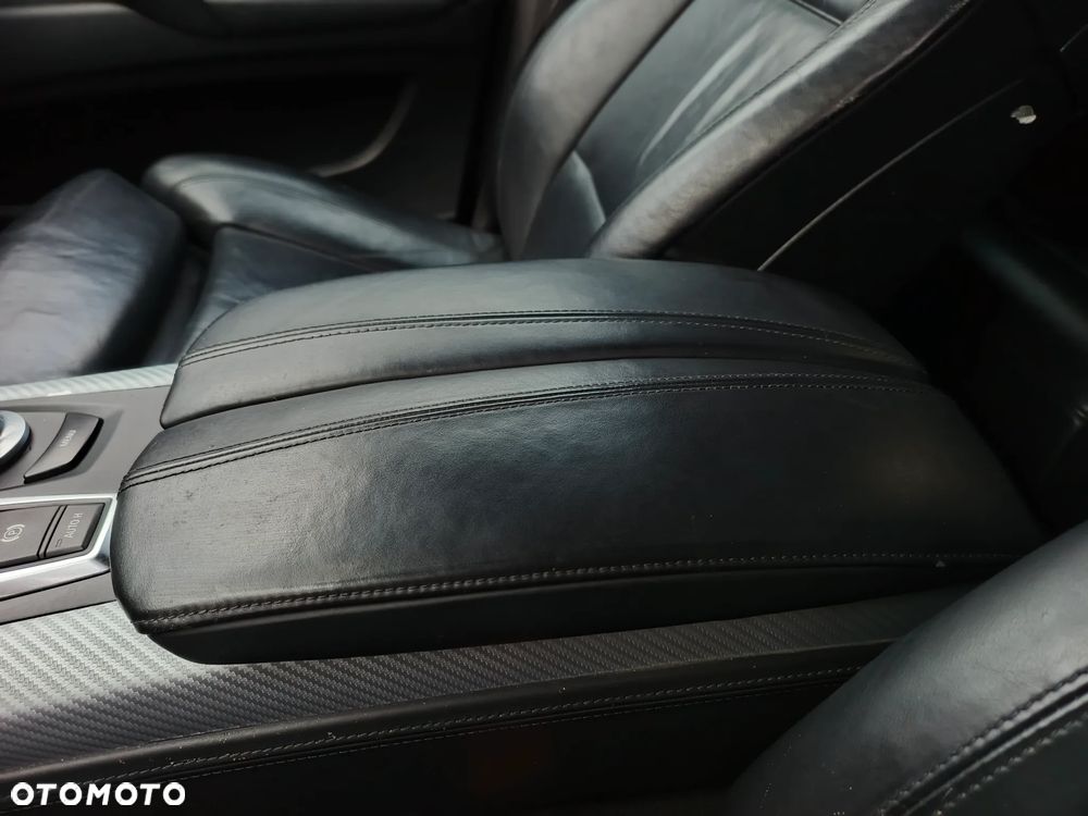 BMW X5 3.5d xDrive - 28