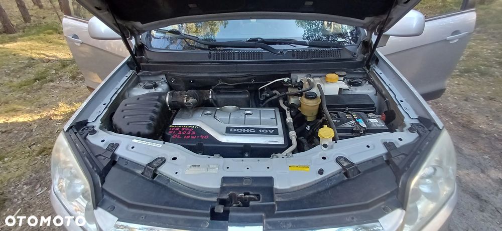 Chevrolet Captiva 2.4 LS 5os - 9