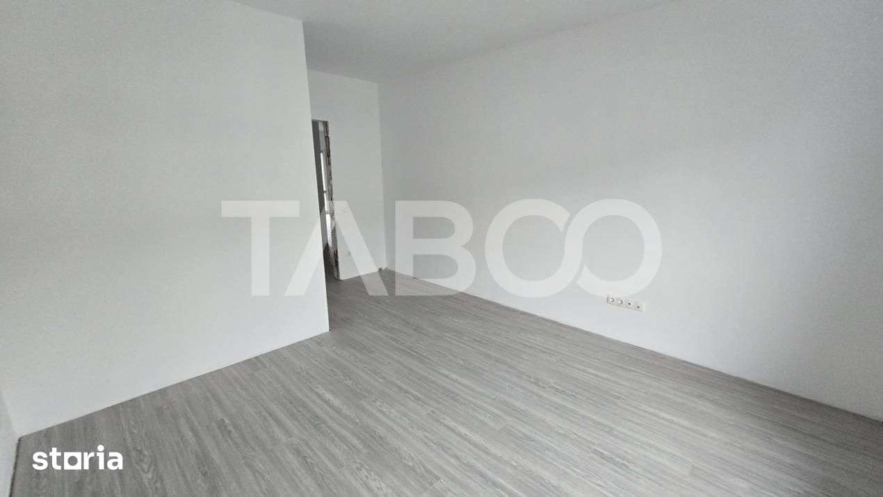 Apartament cu 3 camere camara si parcare de vanzare in Doamna Stanca — fotografia 1