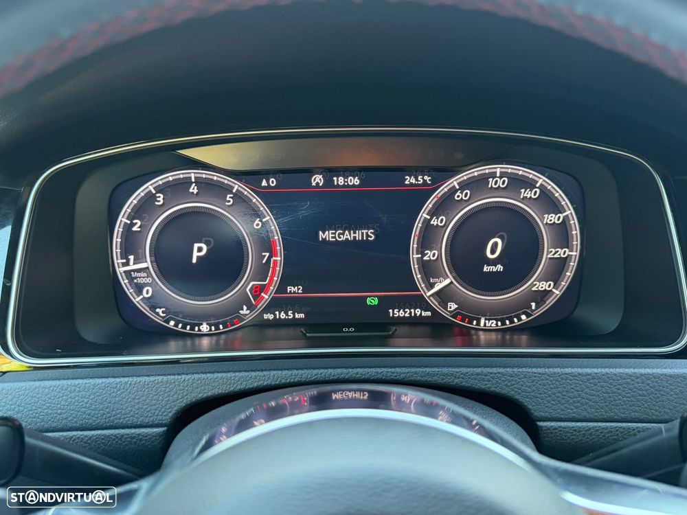 VW Golf 2.0 TSI GTI DSG - 19