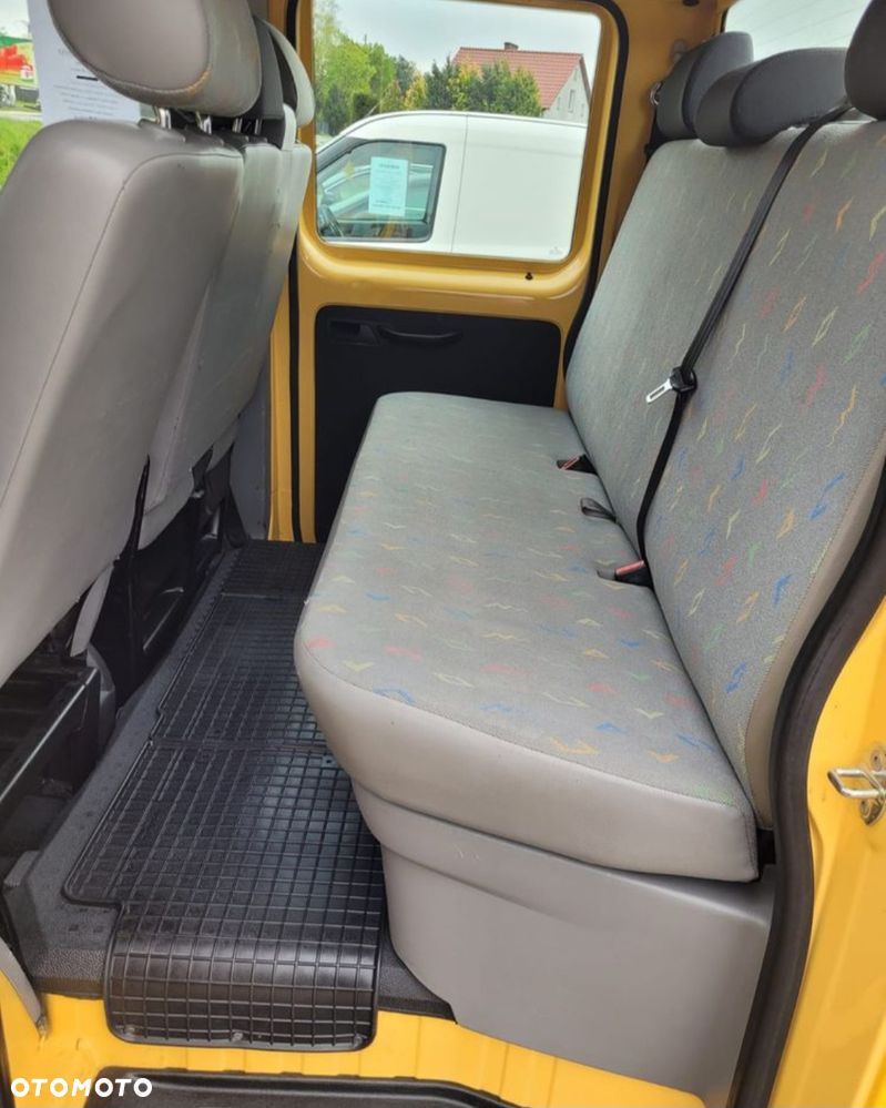 Volkswagen T5 - 11