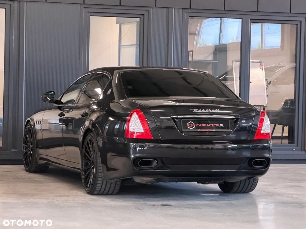 Maserati Quattroporte - 8