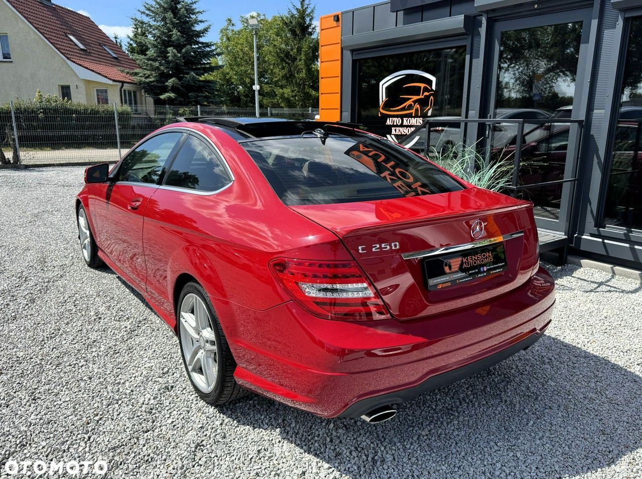 Mercedes-Benz Klasa C 250 Coupe (BlueEFFICIENCY) 7G-TRONIC - 4