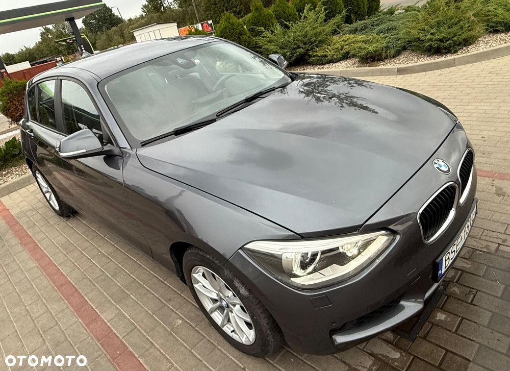 BMW Seria 1 120d xDrive - 5