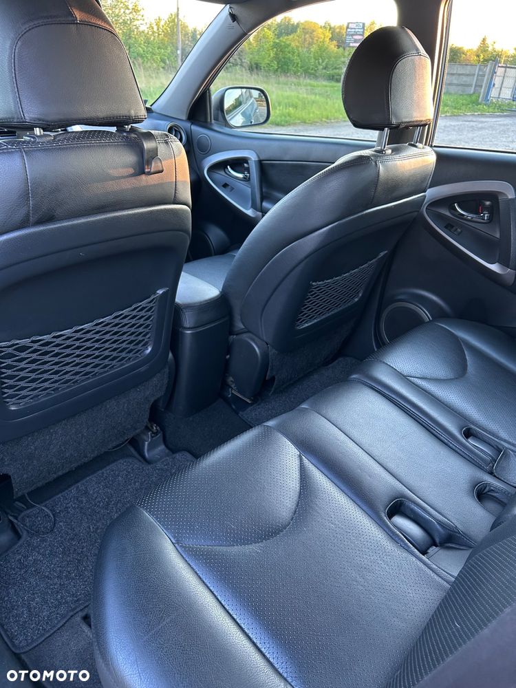 Toyota RAV4 2.0 VVT-i Prestige - 11