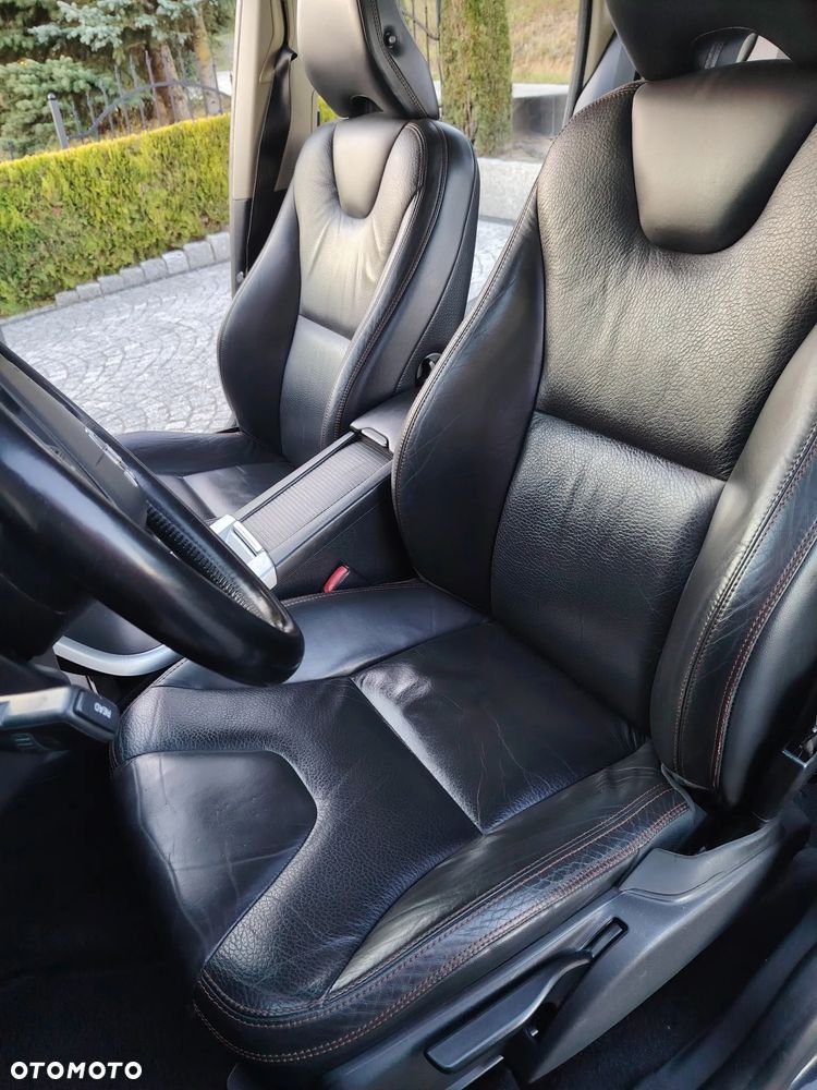Volvo XC 60 - 6