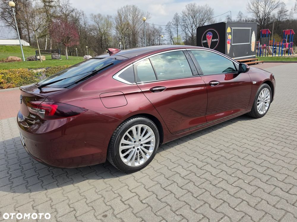 Opel Insignia 1.5 T Exclusive S&S Eco - 8