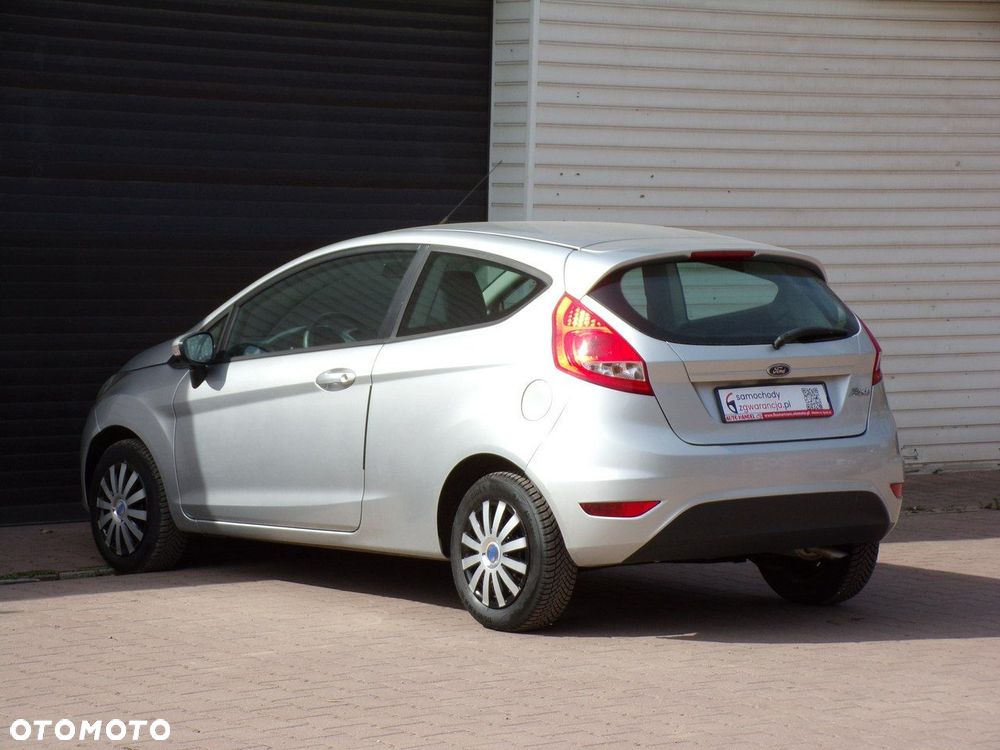 Ford Fiesta - 10