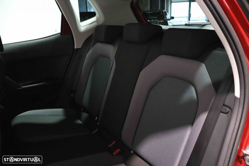 SEAT Arona 1.0 TSI Xperience DSG - 37