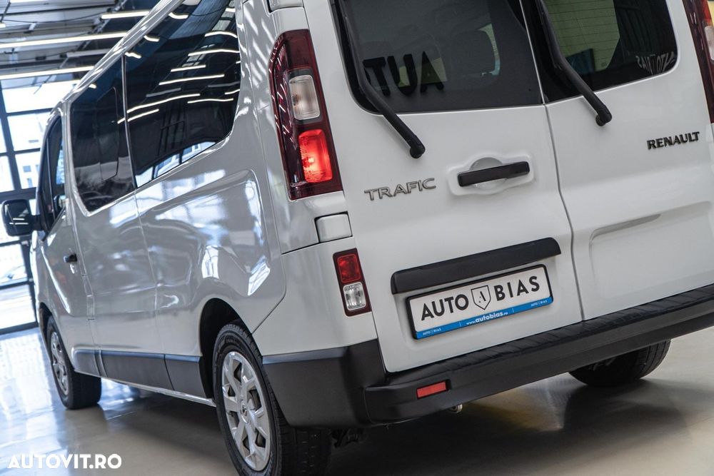 Renault Trafic 2.0 Blue dCi 150 S&S L2 8+1 Zen - 32