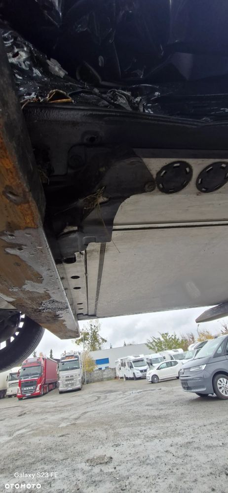 BMW iX1 eDrive20 66.5kWh M Sport - 12