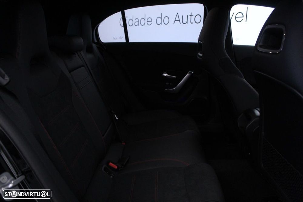 Mercedes-Benz A 250 e AMG Line - 15