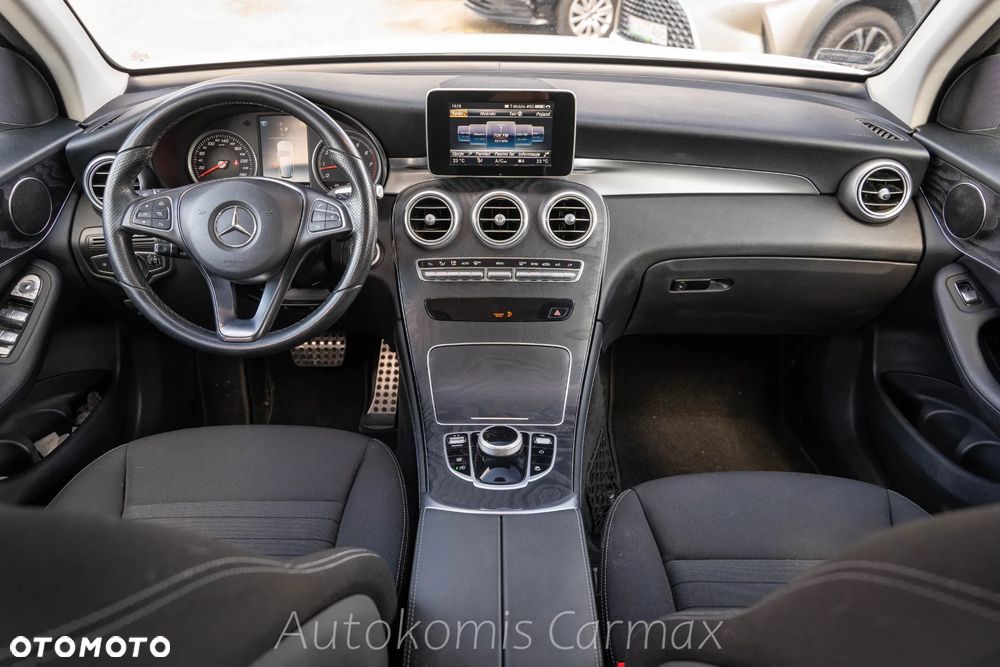 Mercedes-Benz GLC - 17