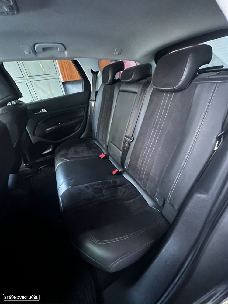 Peugeot 308 SW 1.2 PureTech Allure Pack - 10