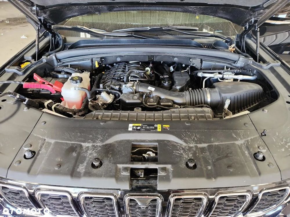 Jeep Grand Cherokee - 11