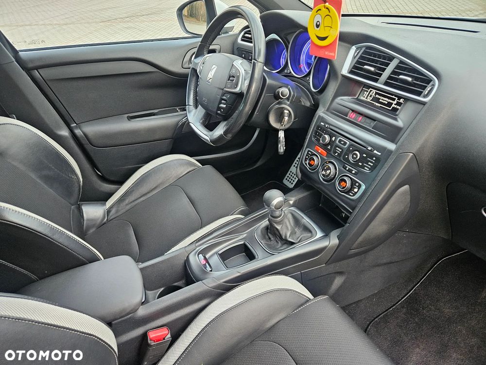 Citroën C4 VTi 120 Exclusive - 17