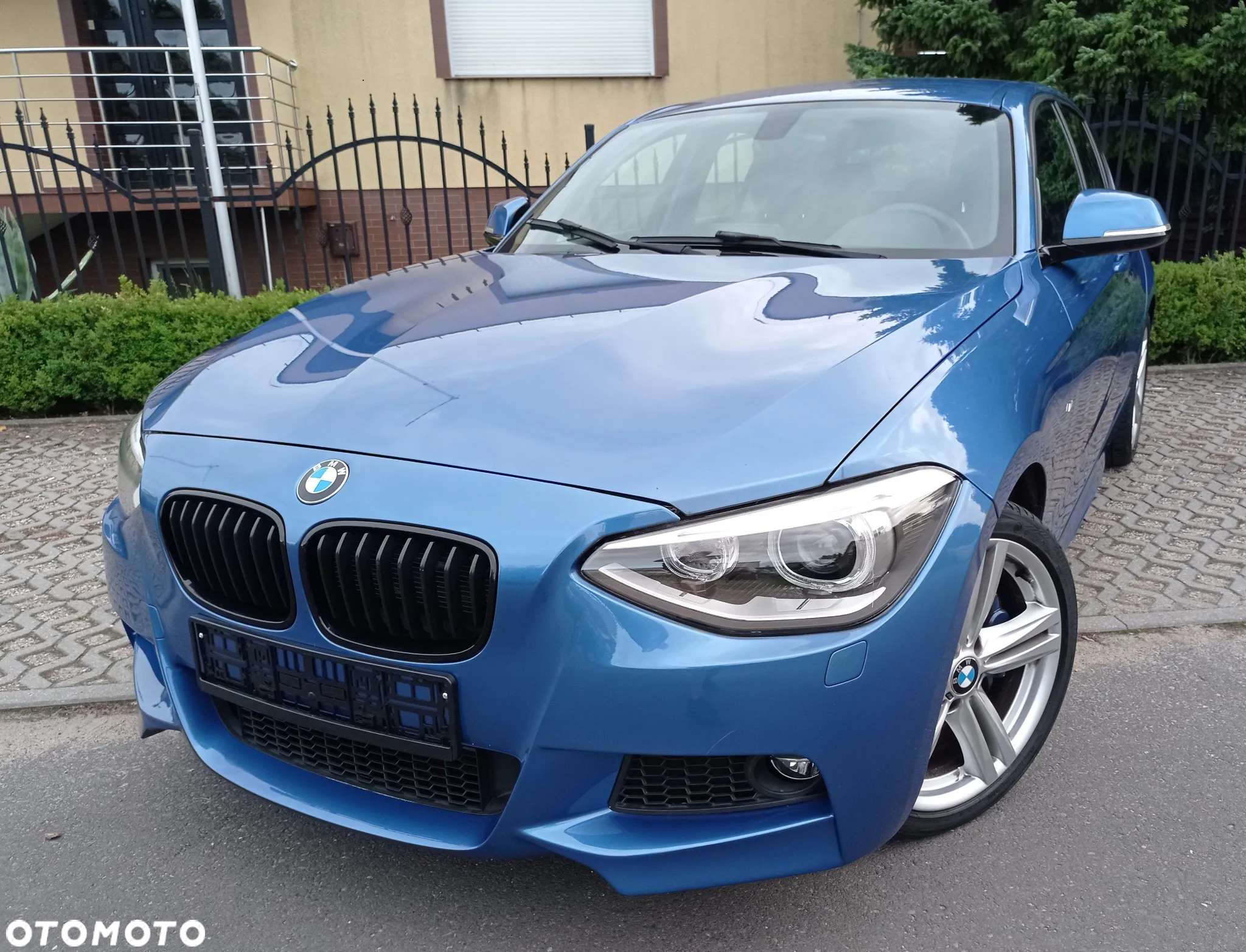 BMW Seria 1 120d Sport-Aut - 2