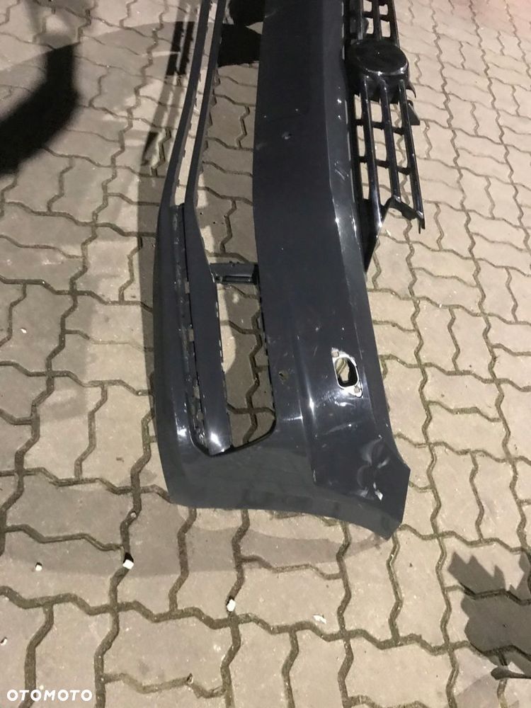 VW TOURAN 5TA ZDERZAK PRZÓD KRATKA GRILL 16-17-18 - 2