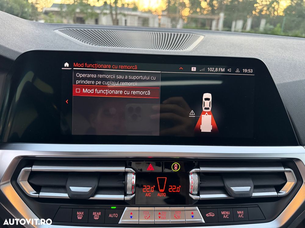 BMW Seria 3 318d Aut. M Sport - 22