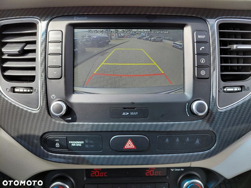 Kia Carens 1.7 CRDi Business Line 7DCT - 20