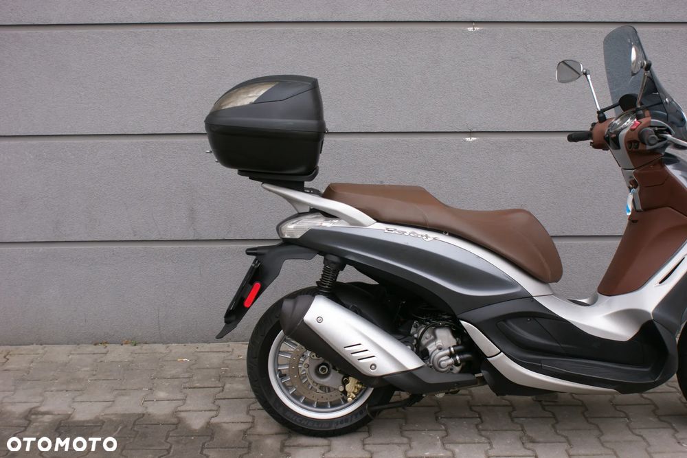 Piaggio Beverly - 9