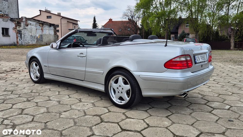 Mercedes-Benz CLK 430 - 10