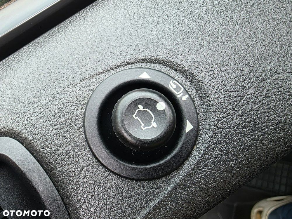 Ford Tourneo Custom - 39