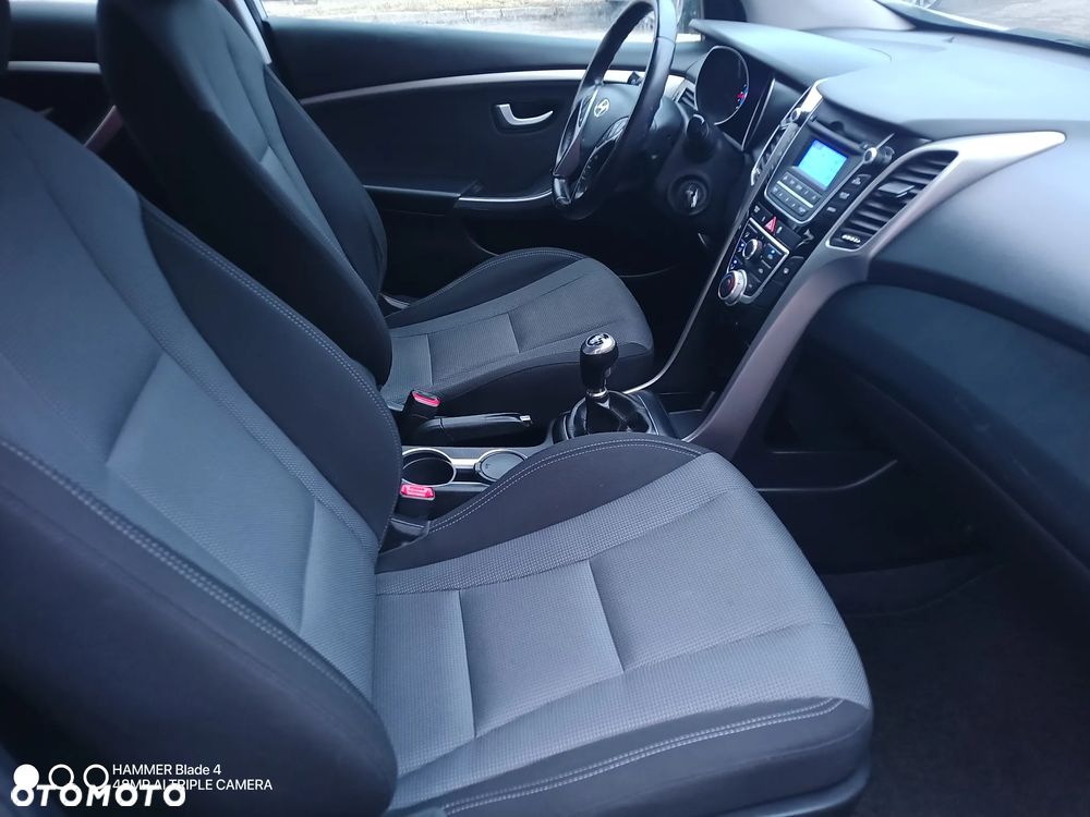 Hyundai i30 1.4 Comfort - 14