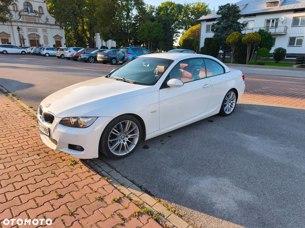 BMW Seria 3 320d DPF Cabrio - 11