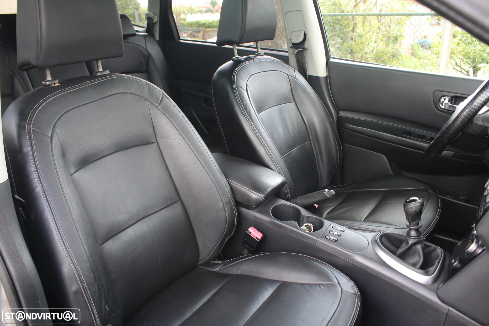Nissan Qashqai +2 2.0 dCi Tekna Pele Choc +Navi - 46