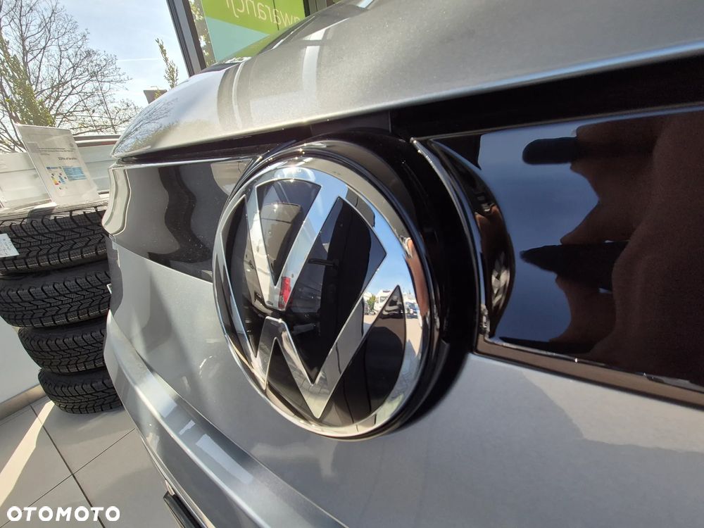 Volkswagen Multivan 2.0 TDI L2 Family DSG - 12